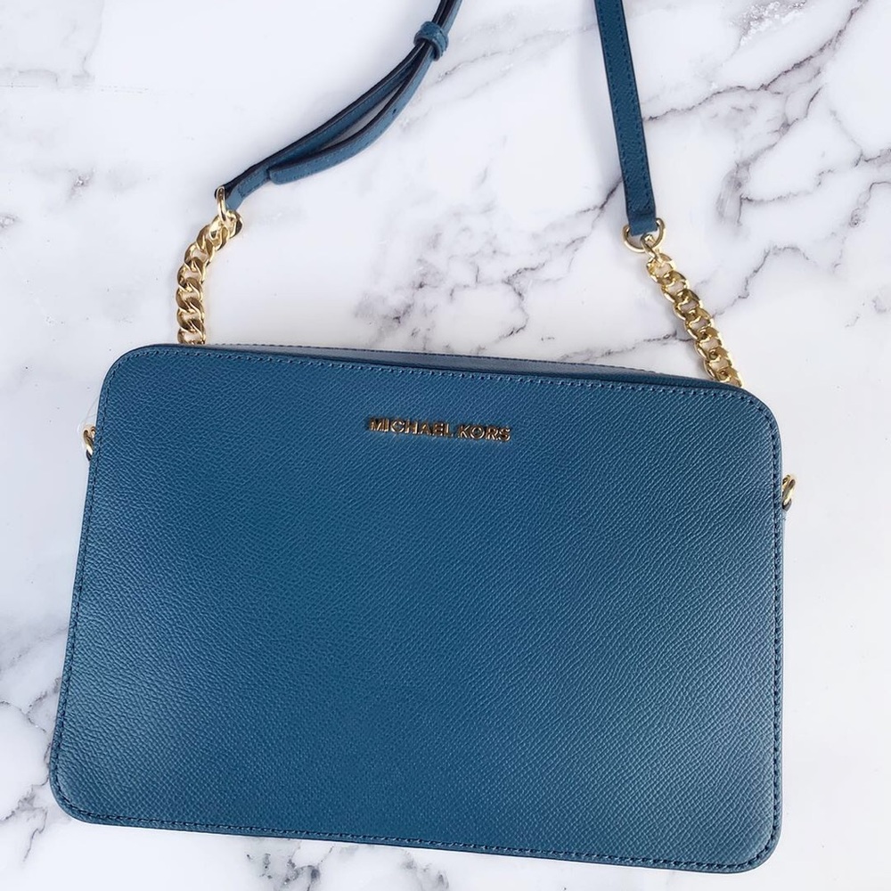 Bundle👜💕Michael Kors Large Crossbody Blue wallet - Picture 6 of 8